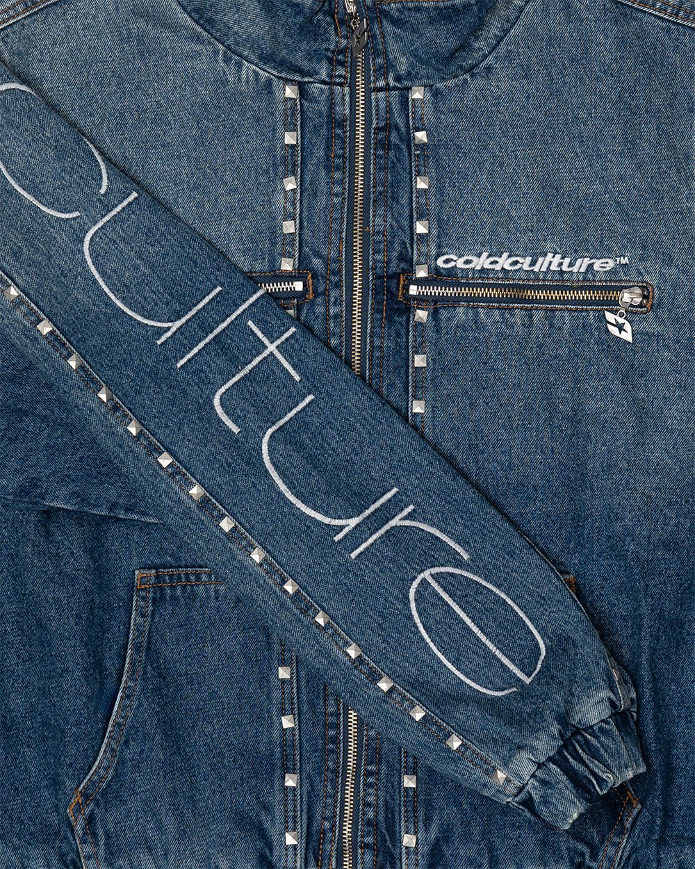 2010 DENIM JACKET BLUE DENIM - blue studded denim jacket, detail close-up - Cold Culture
