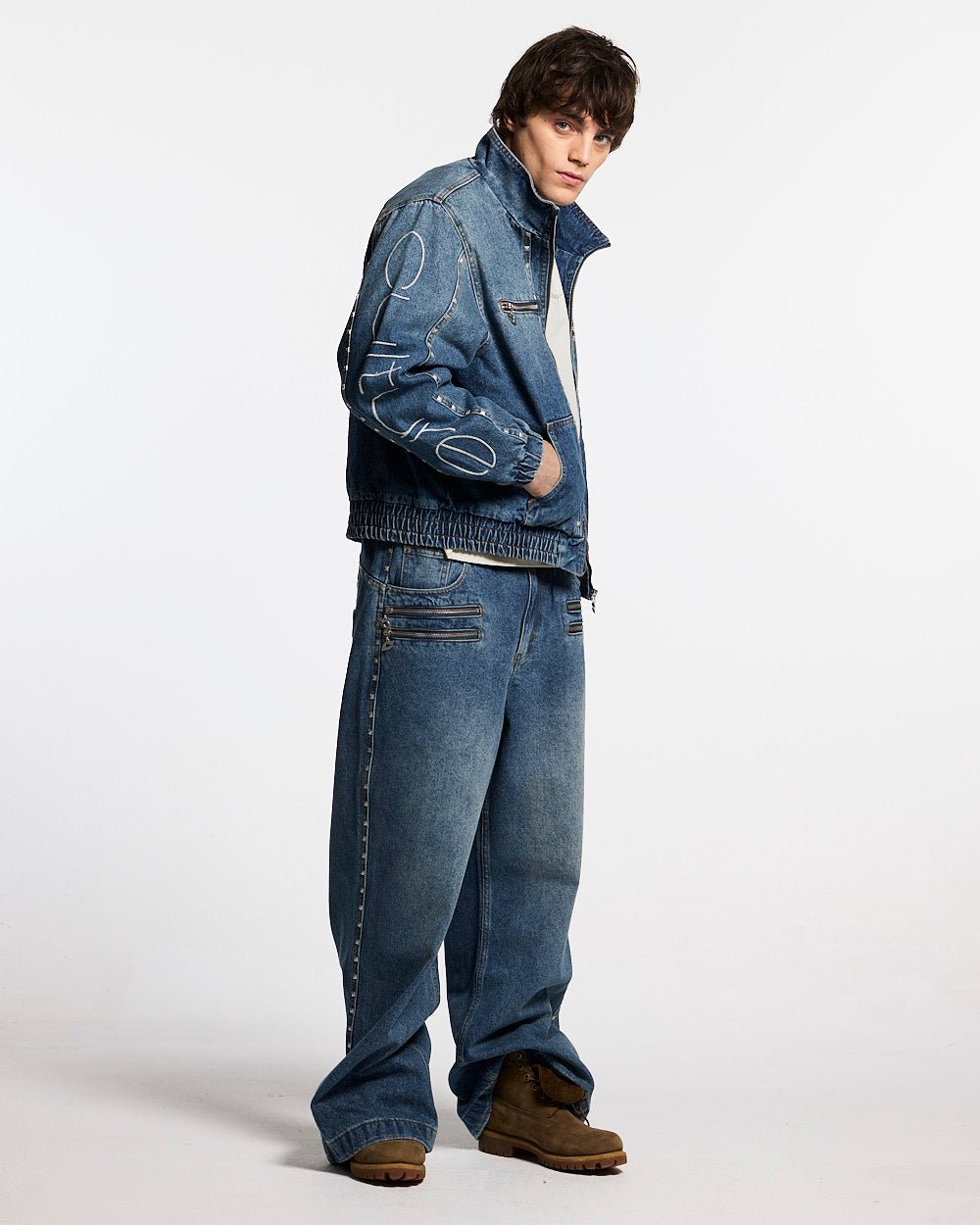 2010 DENIM PANTS BLUE DENIM - blue washed baggy jeans, side view - Cold Culture #man