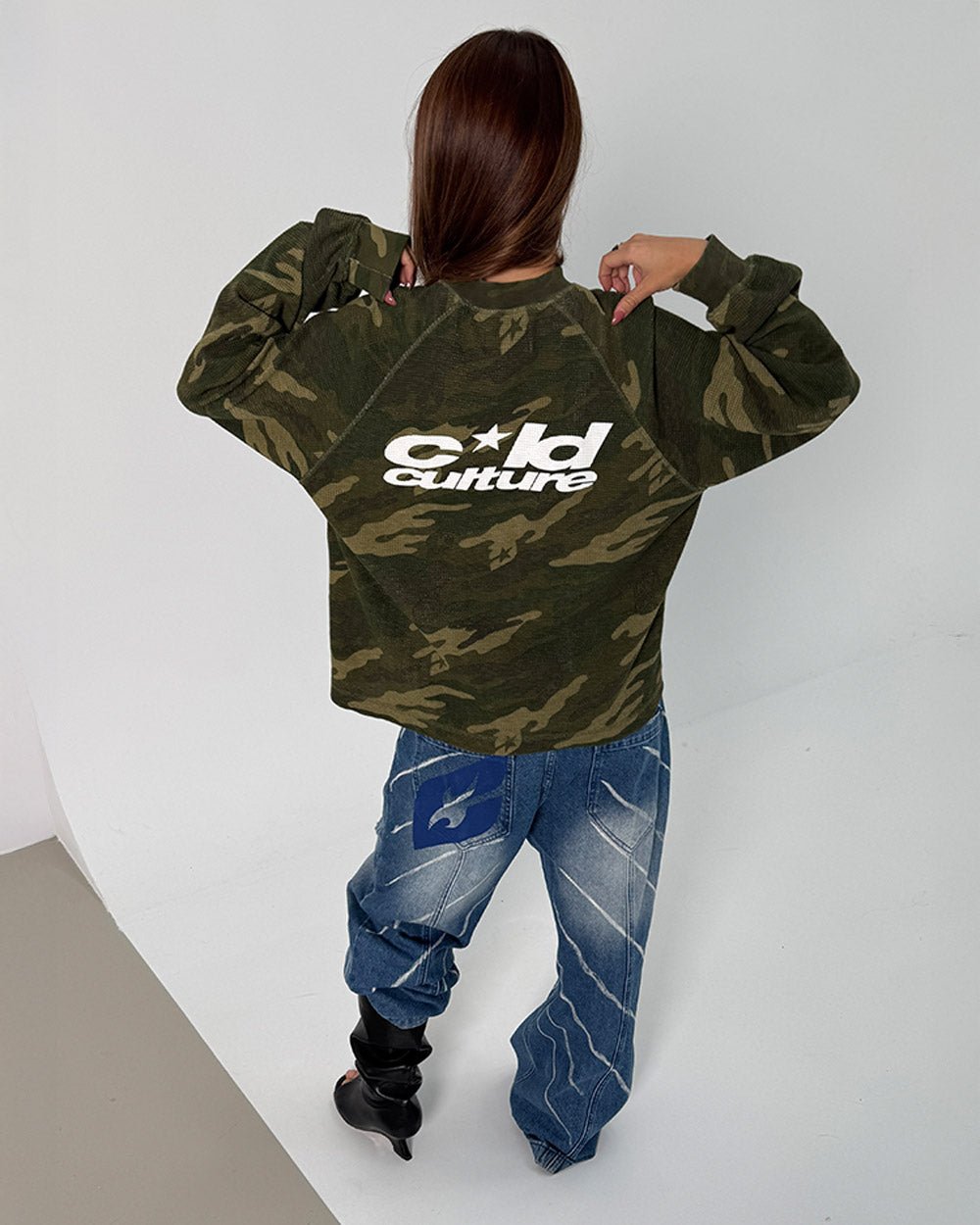 CAMO THERMAL LONGSLEEVE TEE GREEN - green camo longsleeve tee, back view on female model - Cold Culture #woman