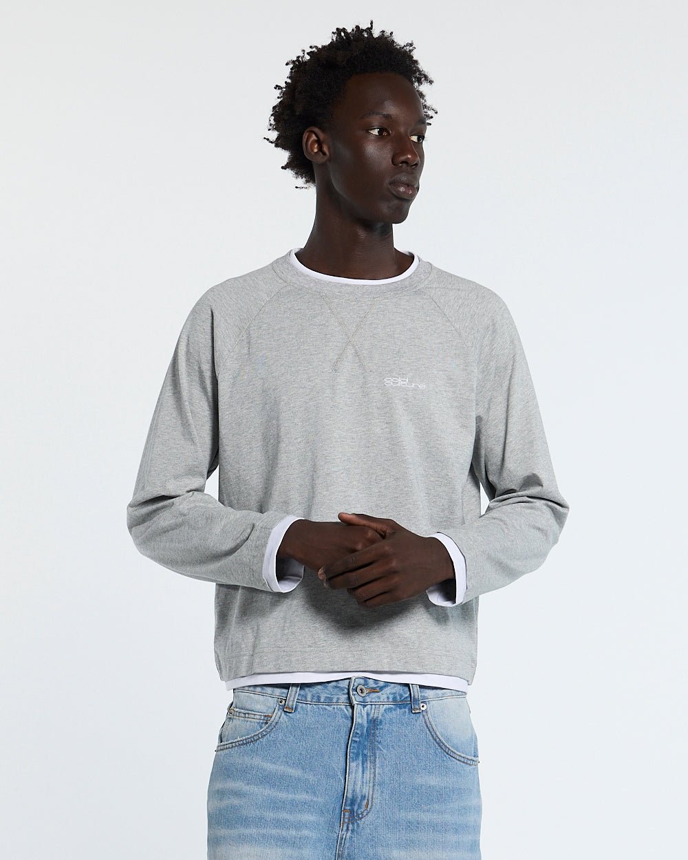CAPUCCINO LONGSLEEVE HEATHER GREY - heather grey longsleeve tee, front view on male model - Cold Culture #man