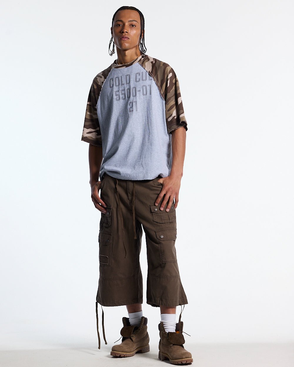 CHAINS CAMO TEE GREY - grey camo sleeve tee, front view on male model - Cold Culture #man