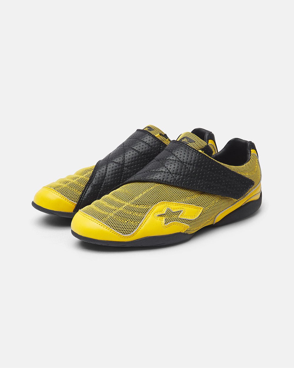 COLD HOOK SNEAKER YELLOW - yellow velcro strap sneakers, front view - Cold Culture #packshot