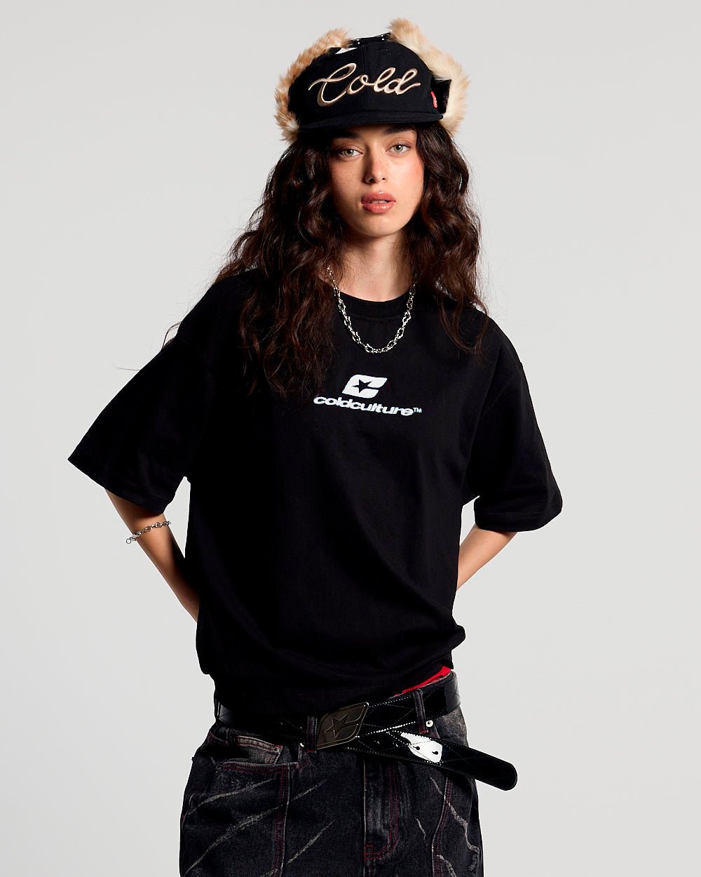 CURVED TEE BLACK & WHITE - black graphic print tee, front view on female model - Cold Culture #woman