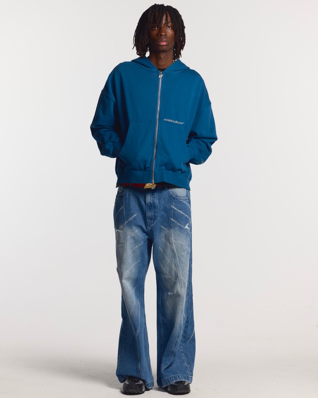 DISTRESS CURVED ZIP HOODIE DARK BLUE - dark blue distressed zip-up hoodie, front view on male model - Cold Culture #man