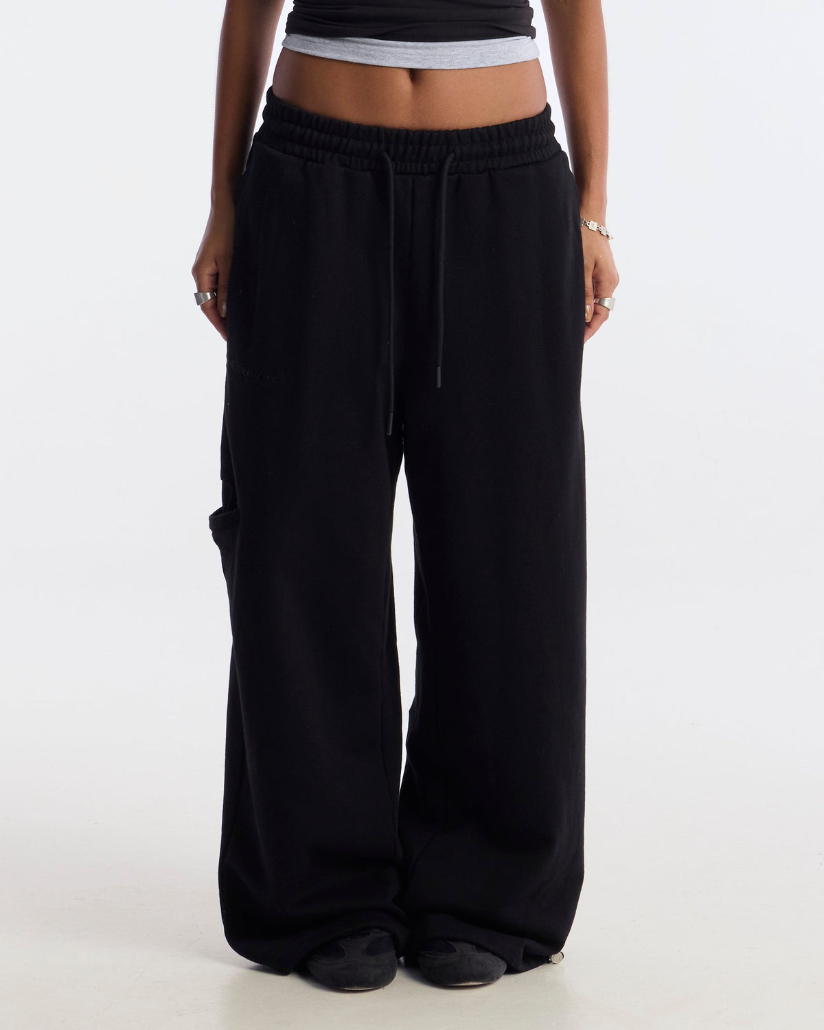 DISTRESS SWEATPANTS BLACK - Cold Culture