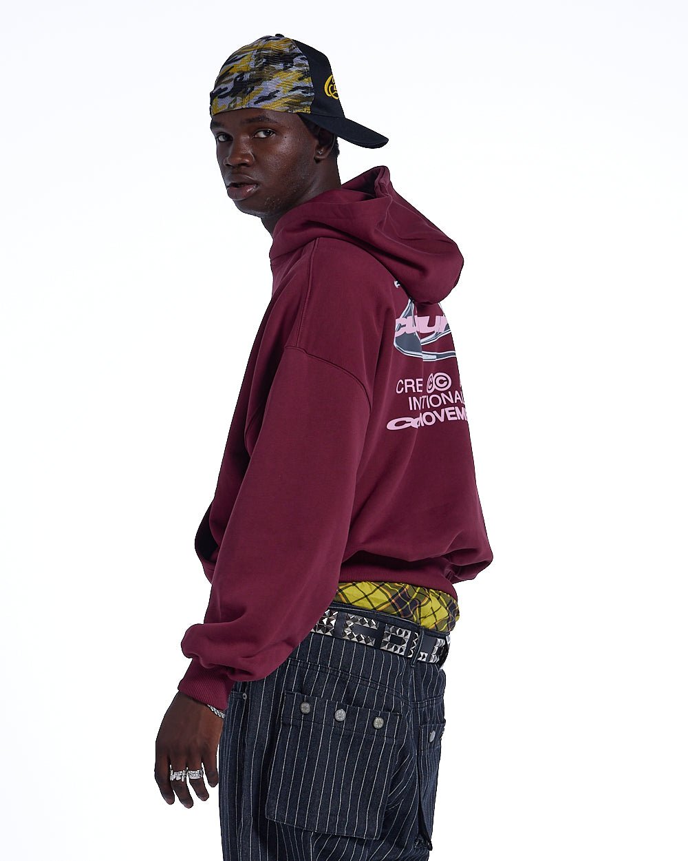 DYNAMIC HOODIE BURGUNDY - burgundy oversized hoodie, side view - Cold Culture #man
