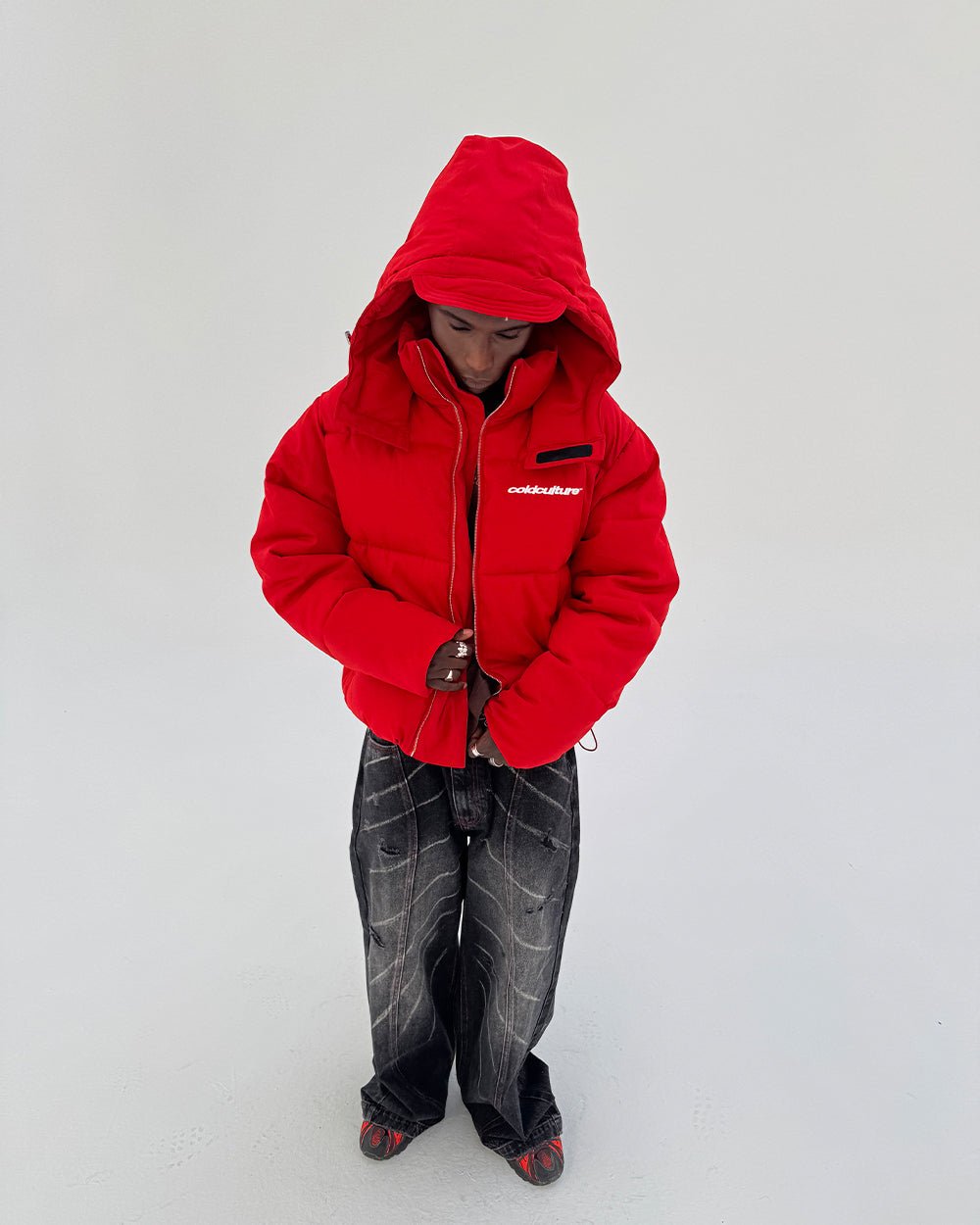 EVERYDAY PUFFER RED - red puffer jacket, front view on male model - Cold Culture