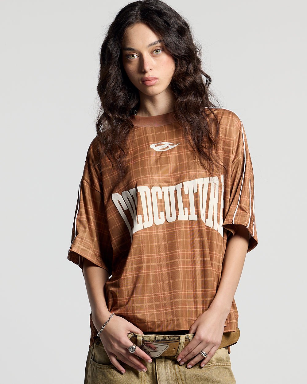 HIGHLANDS PLAID TEE BEIGE - beige plaid tee, front view on female model - Cold Culture #woman