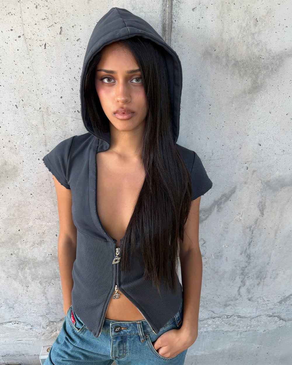 HOODED BABY ZIP TEE DARK GREY - dark grey hooded zip tee, street style shot - Cold Culture #woman