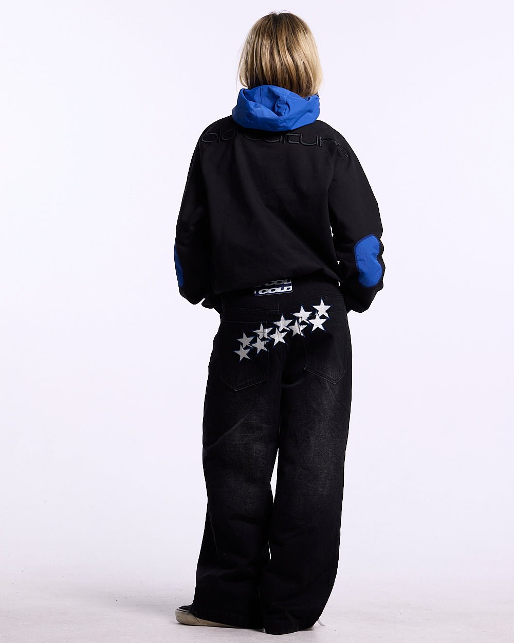 INTERCEPT CREWNECK BLACK AND NAVY - Cold Culture