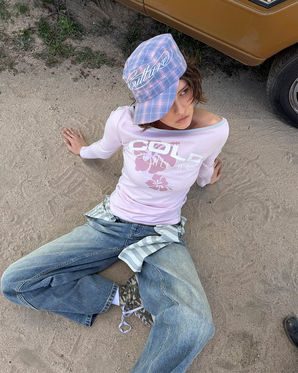 LUSH LONGSLEEVE TEE BABY PINK - baby pink off-shoulder longsleeve tee, street style shot - Cold Culture #woman
