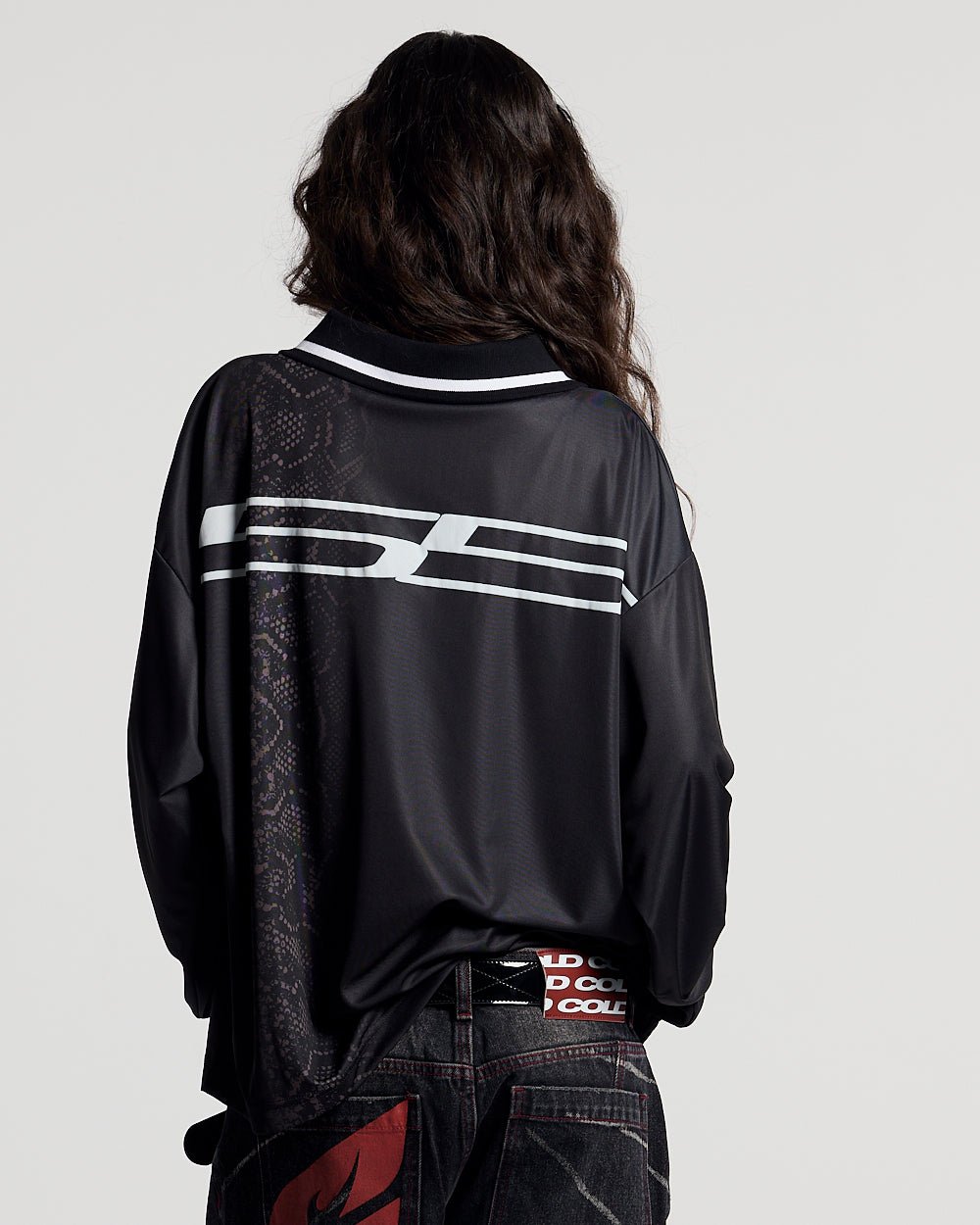MAMBA SNAKE LONGSLEEVE POLO BLACK - black snake print longsleeve polo, back view on female model - Cold Culture #woman