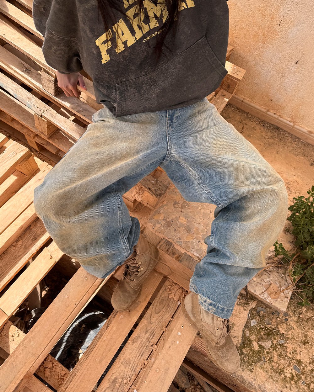 MUDDY V3 PANTS BLUE - washed blue denim pants, worn detail - Cold Culture