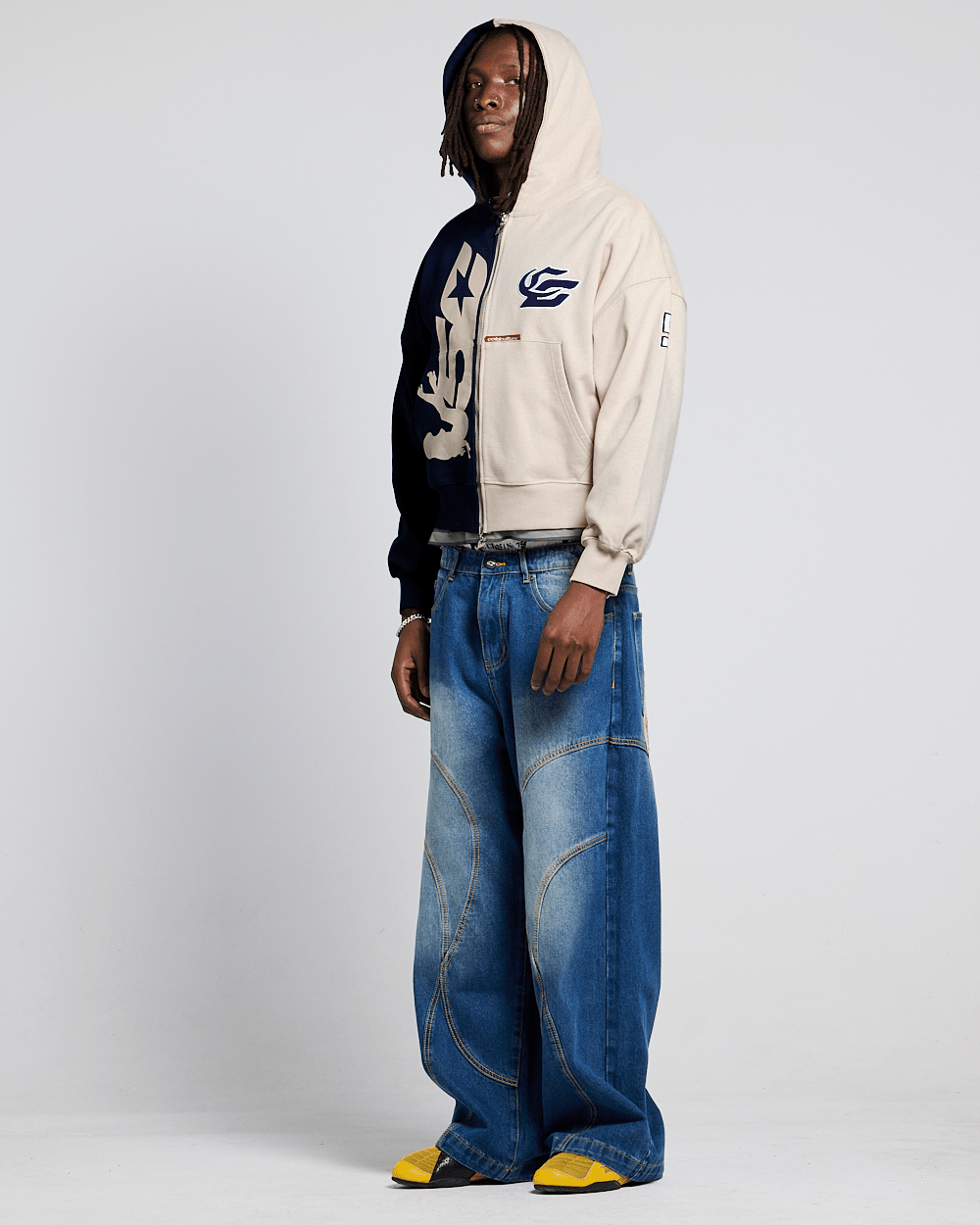 OUTLAW MOOD ZIP HOODIE IVORY GREY & DARK BLUE - navy and ivory zip-up hoodie, front view on male model - Cold Culture #man