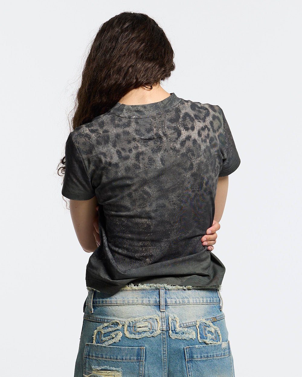 RICH FARMER TEE LEOPARD - washed leopard print tee, back view on female model - Cold Culture #woman