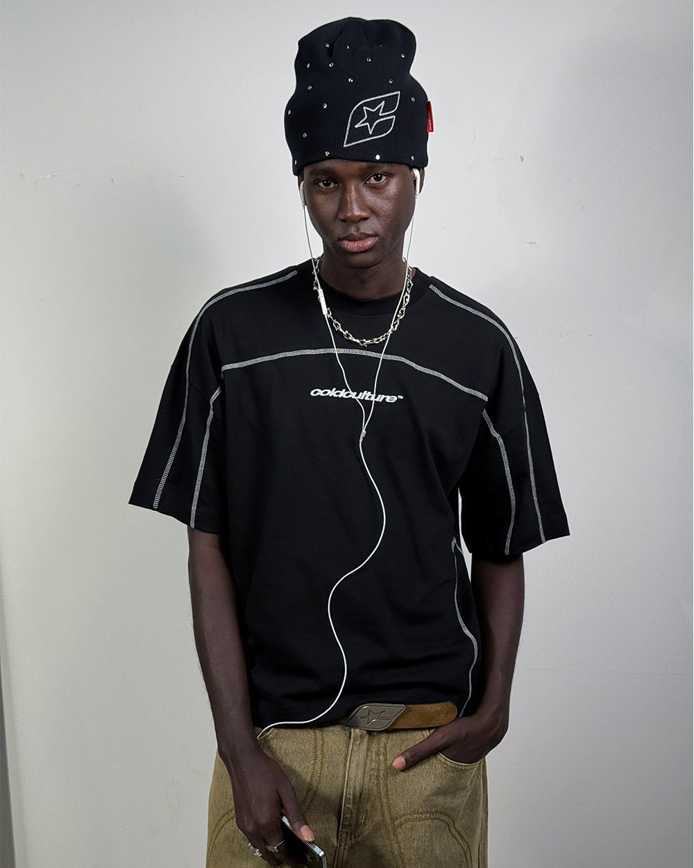 ROLLER TEE BLACK - black contrast stitch boxy tee, front view on male model - Cold Culture #man