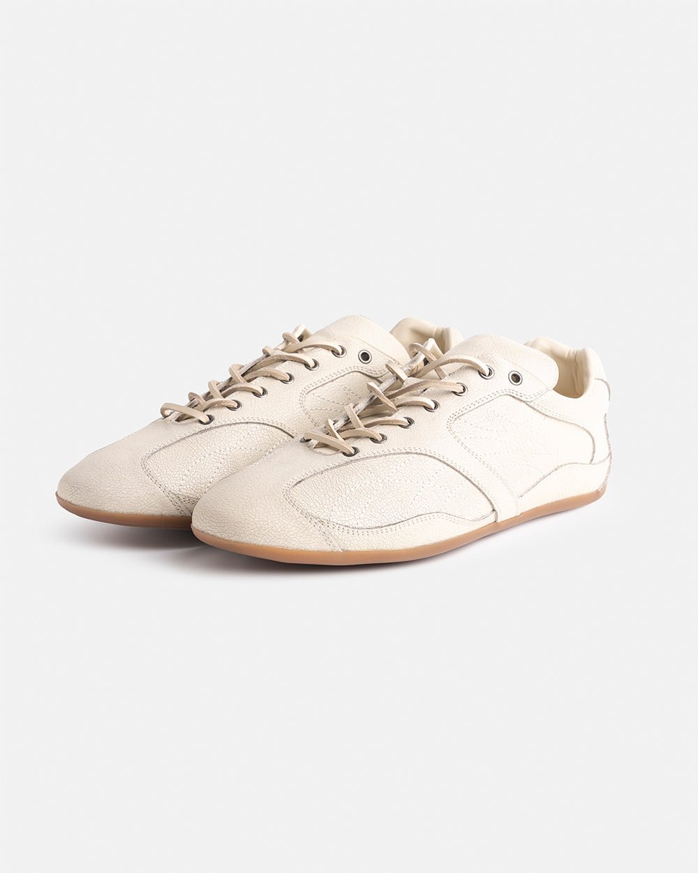 SILENT CODE SNEAKERS SUEDE WHITE - Cold Culture #packshot