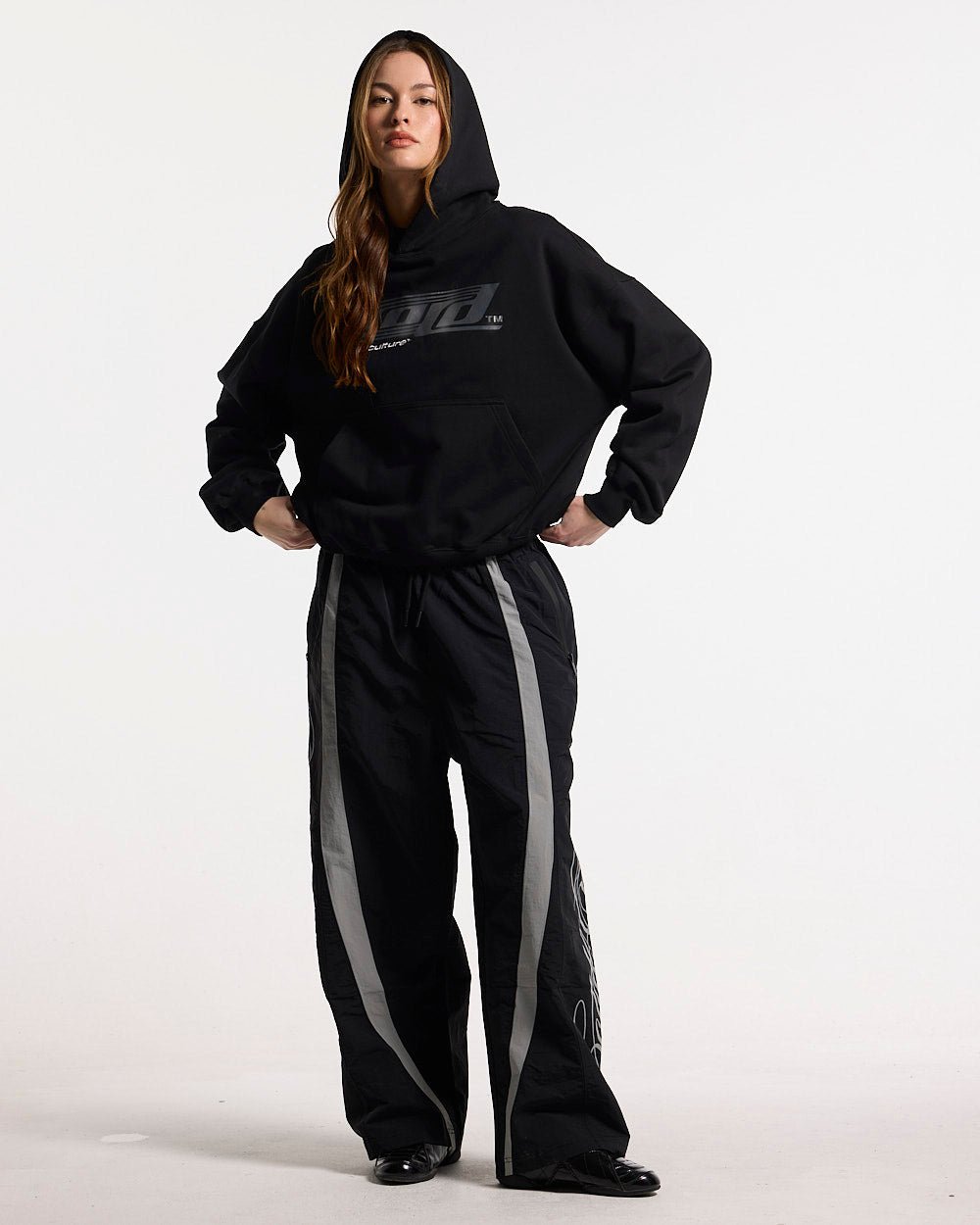 STEEL HOODIE BLACK - black oversized hoodie, front view on female model - Cold Culture #woman