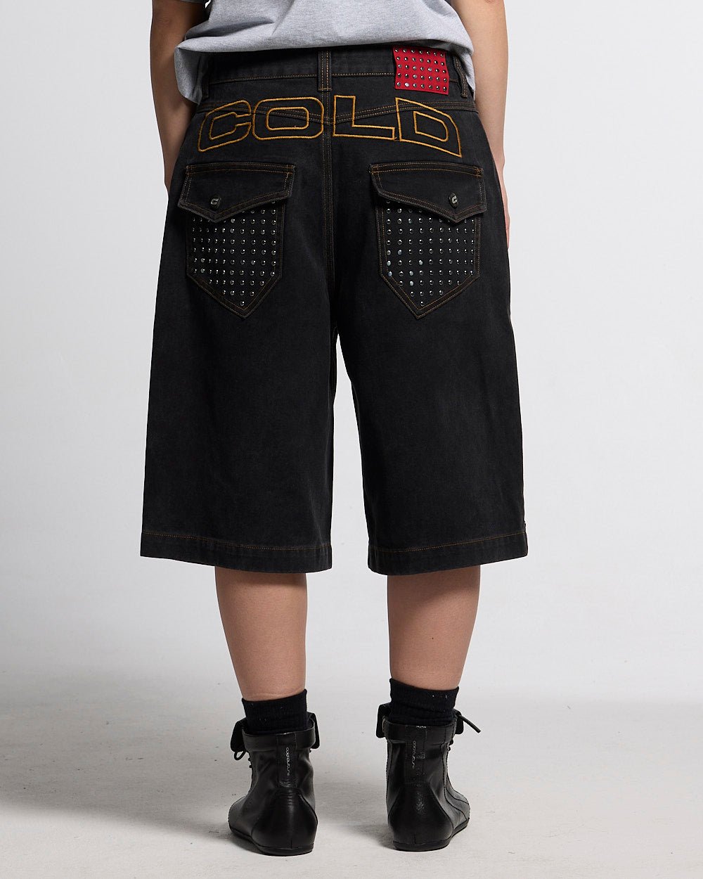 STUDS SHORT BLACK - black studded denim shorts, worn detail - Cold Culture