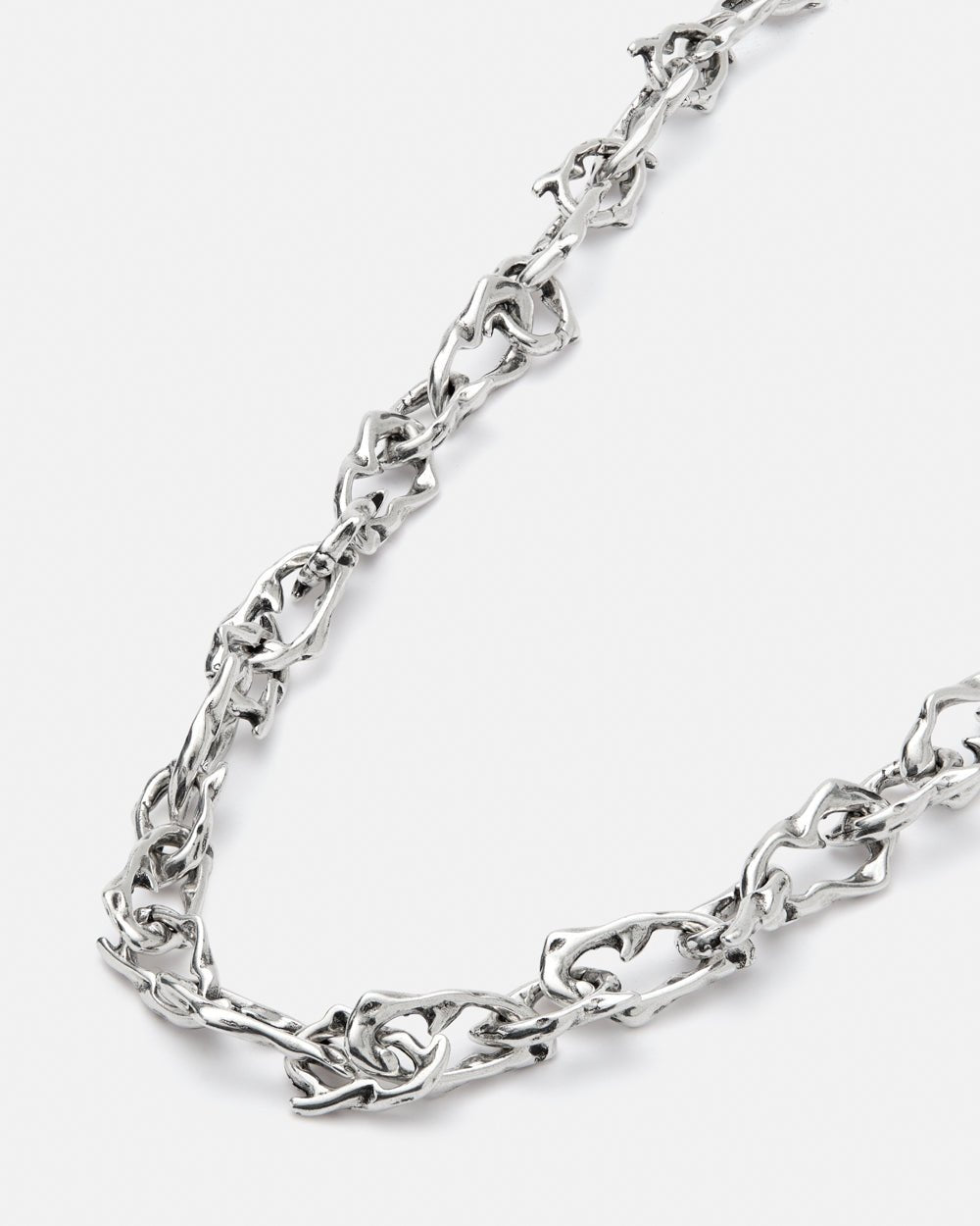 THORNS NECKLACE - silver thorn chain necklace, detail close-up - Cold Culture