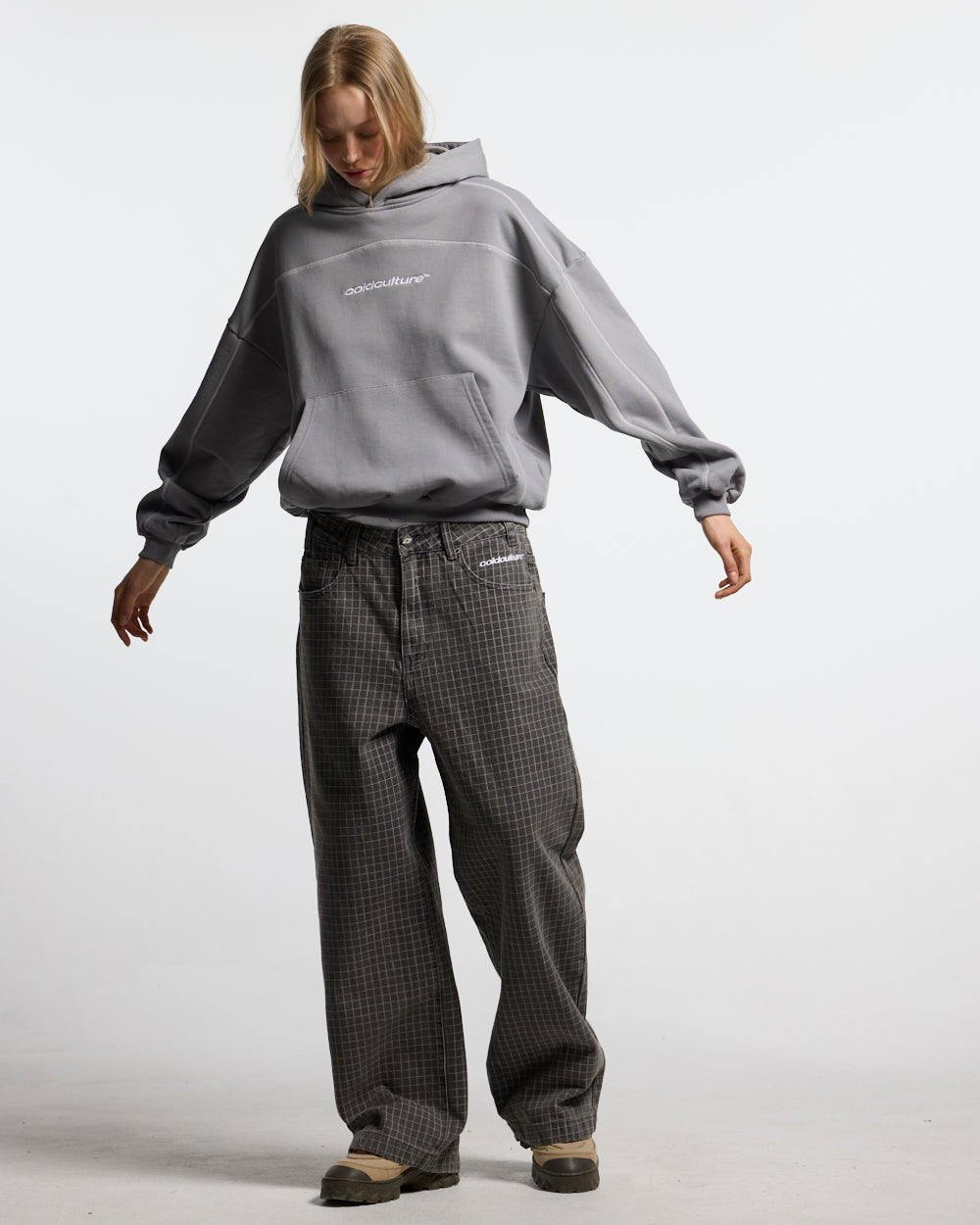 TRUCK DRIVER V2 PANTS GREY - grey checked pants, front view on female model - Cold Culture #woman