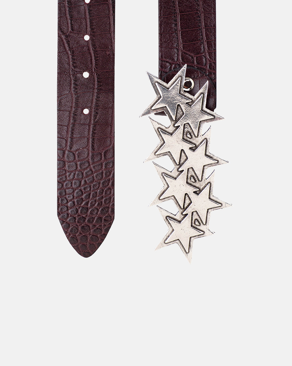 STARS LEATHER BELT CROCODILE BORDO - bordeaux croc-embossed leather belt, detail close-up - Cold Culture