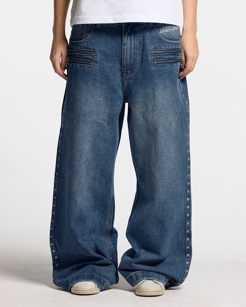 2010 DENIM PANTS BLUE DENIM - blue washed baggy jeans, front view on female model - Cold Culture #woman