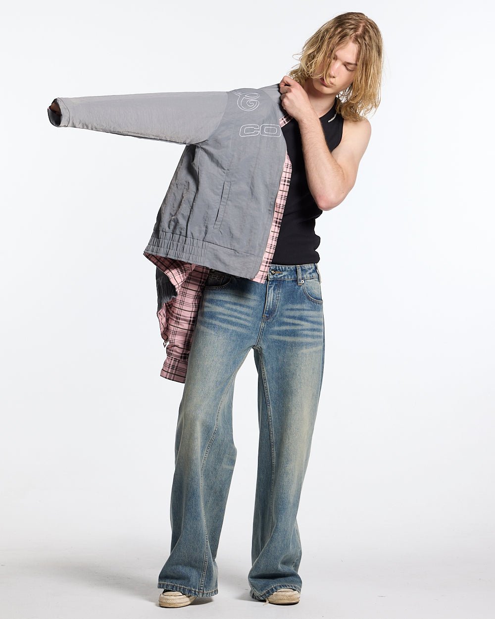 2BI ZIP JACKET GREY - grey reversible zip jacket, front view on female model - Cold Culture #woman