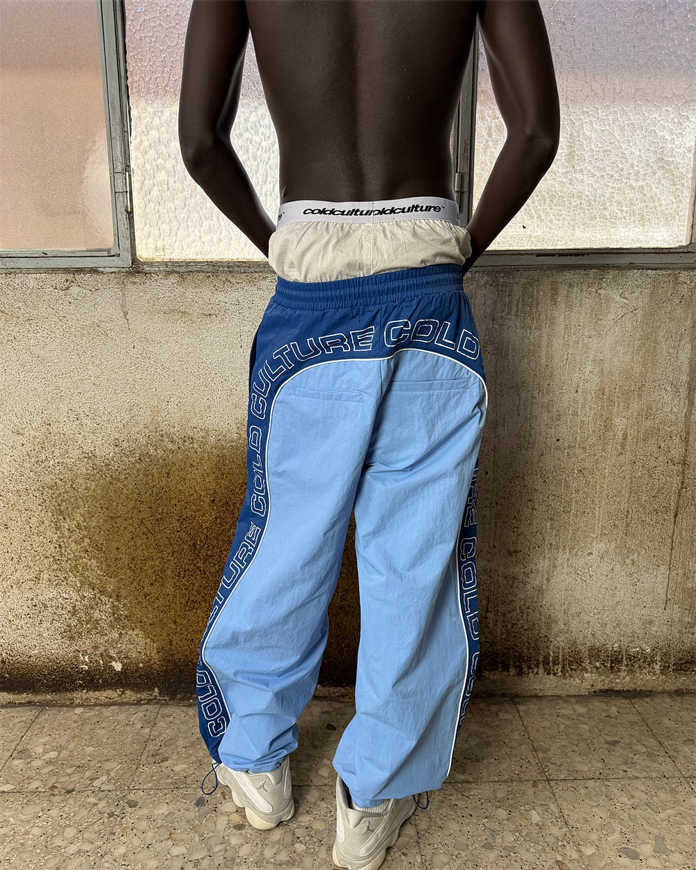 OVERCUT SWEATPANTS BLUE