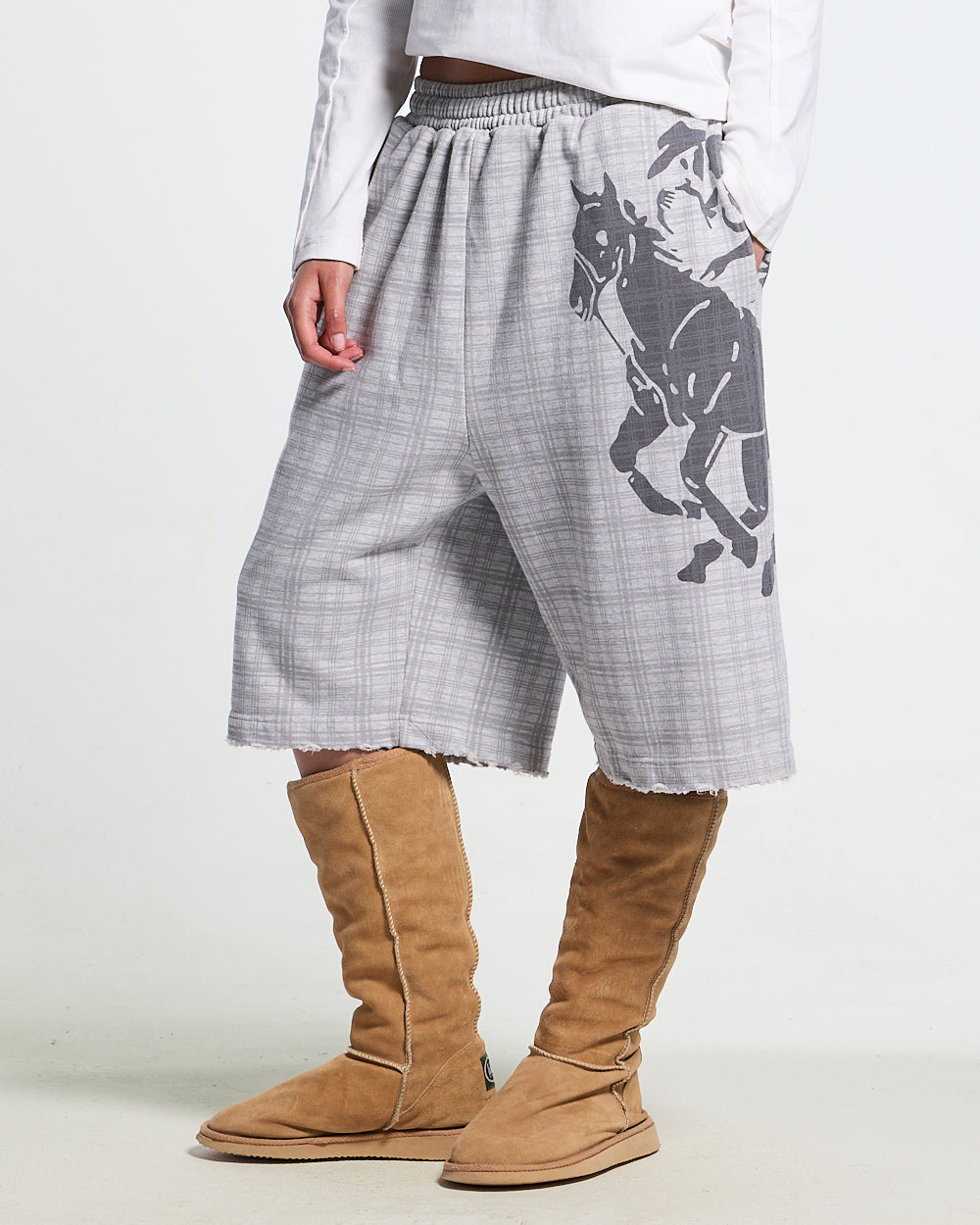 NOVEL SHORT SWEATPANTS GREY - grey plaid sweat shorts, worn detail - Cold Culture