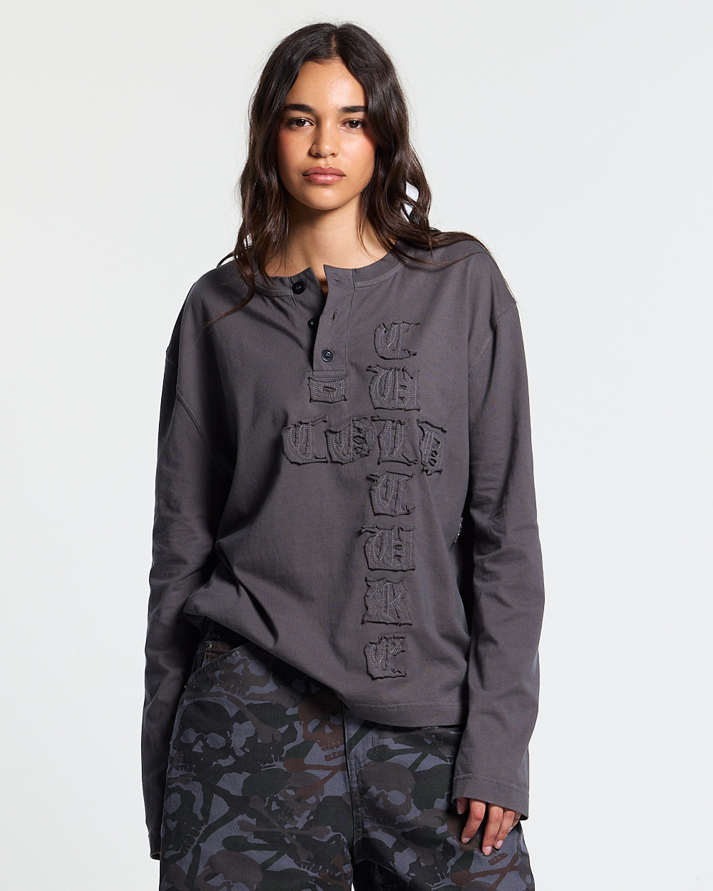 RAW STATE LONGSLEEVE GREY - grey henley longsleeve tee, front view on female model - Cold Culture #woman