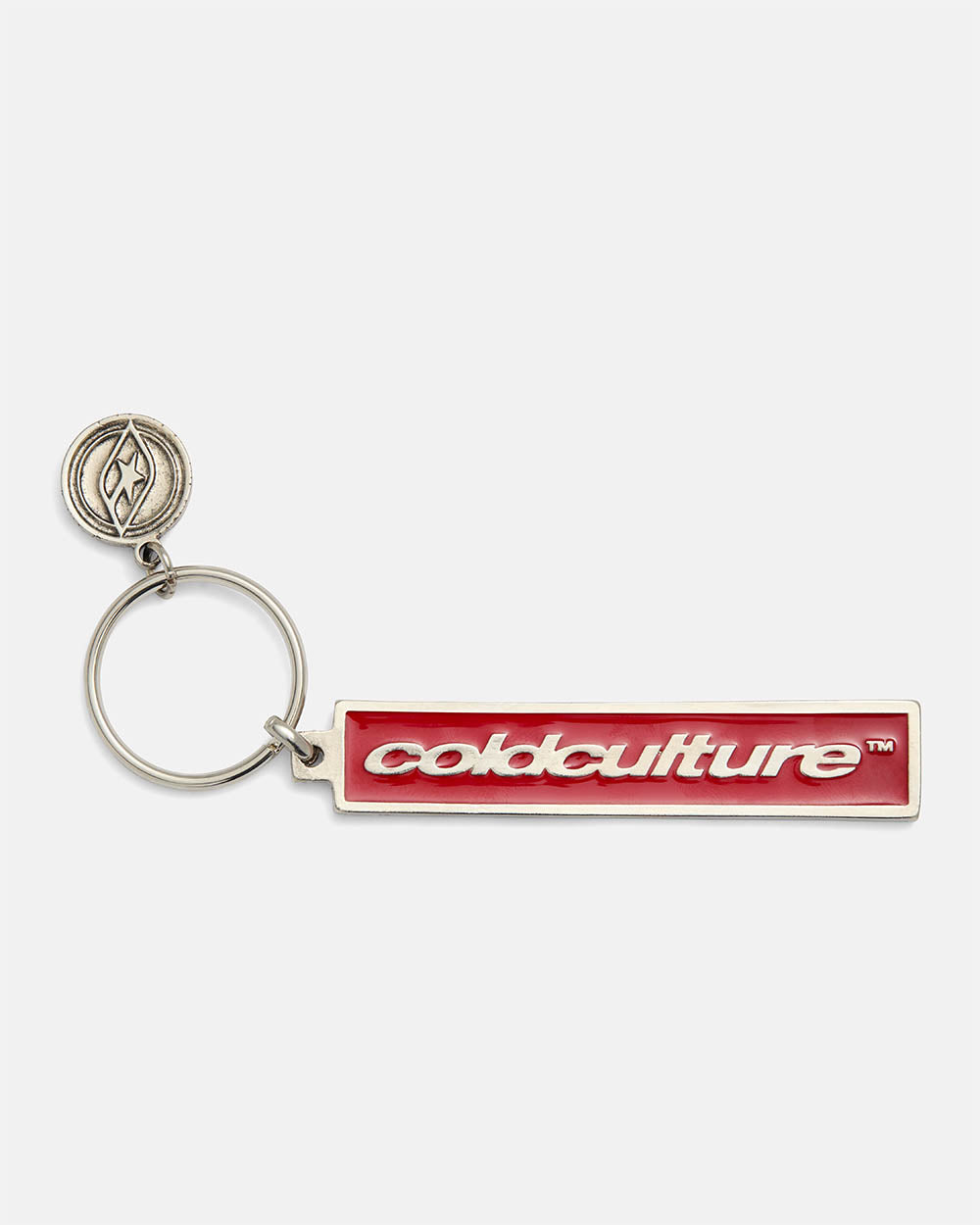 COIN KEYCHAIN METAL RED - red enamel metal keychain, back view - Cold Culture #packshot