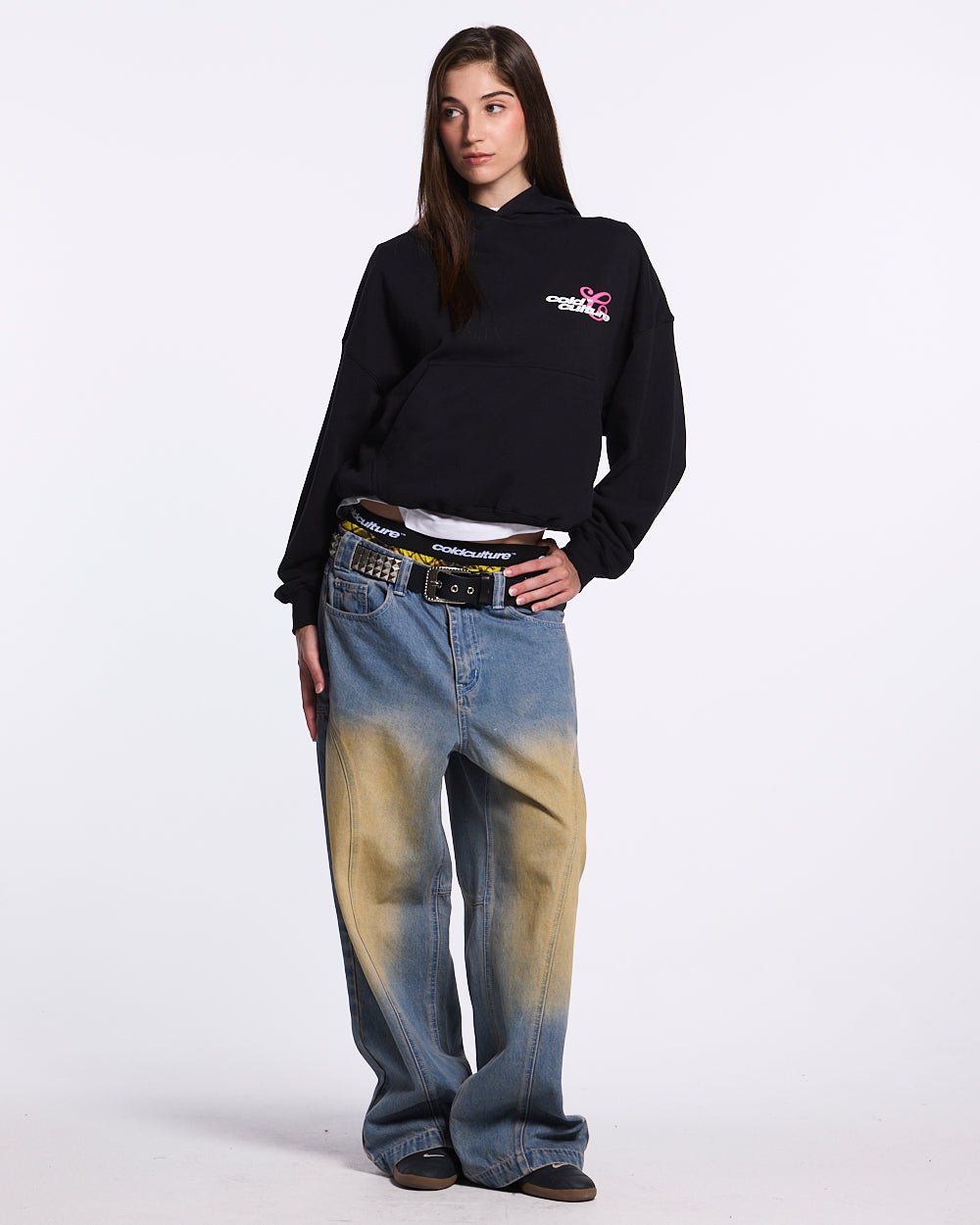 ARTWEAR JEANS BLUE DENIM - washed blue denim pants, front view on female model - Cold Culture #woman
