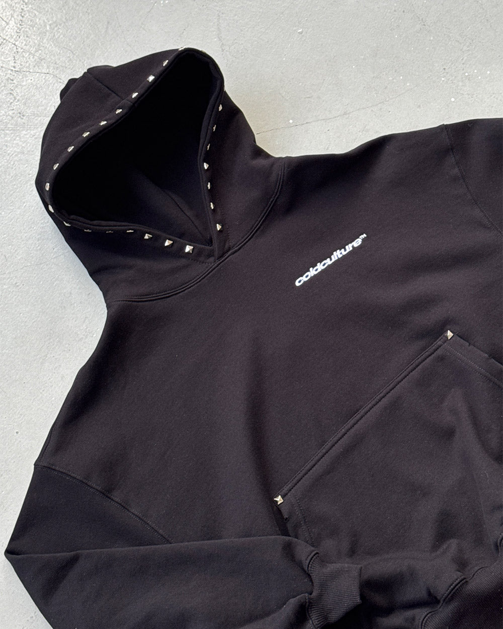 BADGES HOODIE BLACK - black studded hoodie, detail close-up - Cold Culture