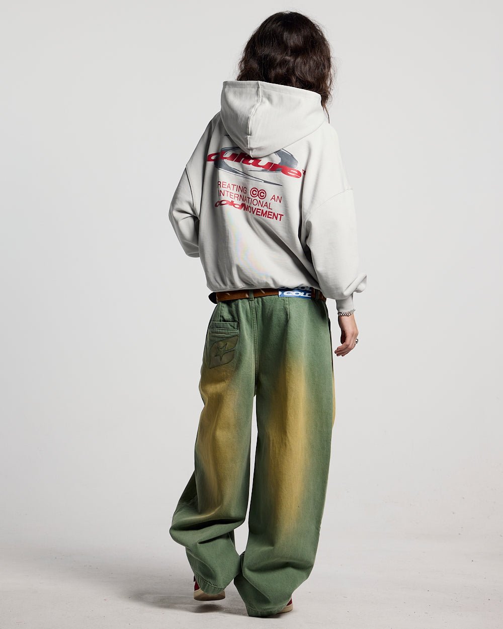 BARREL V4 PANTS GREEN - green washed barrel pants, back view on female model - Cold Culture #woman