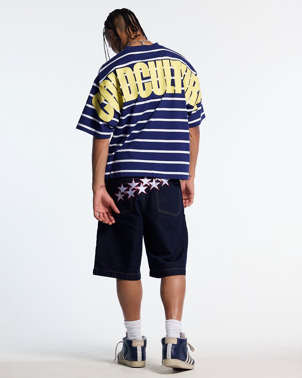 BAY STRIPE TEE NAVY - navy striped tee, back view on male model - Cold Culture #man