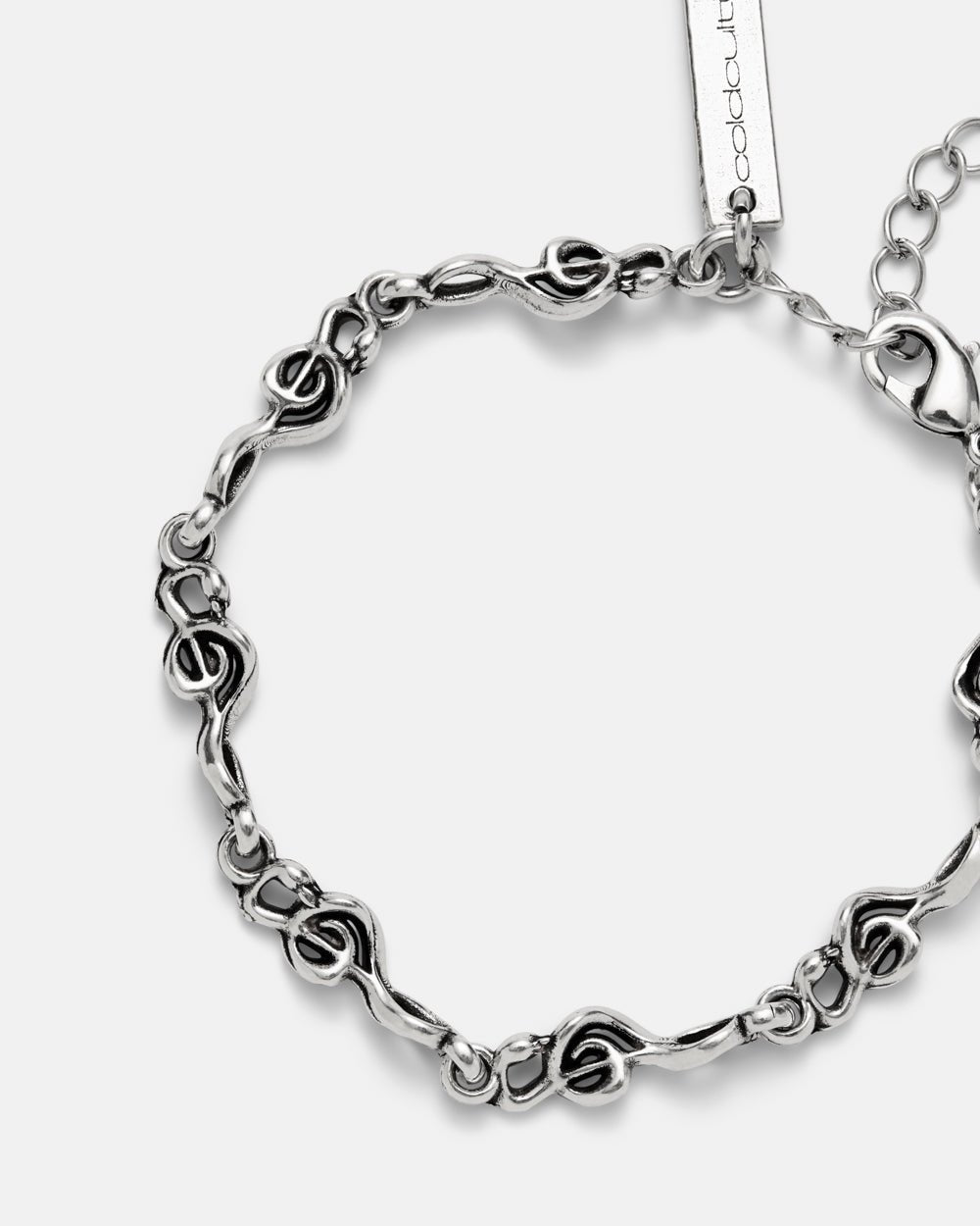 BEAT IT BRACELET SILVER - silver treble clef chain bracelet, detail close-up - Cold Culture