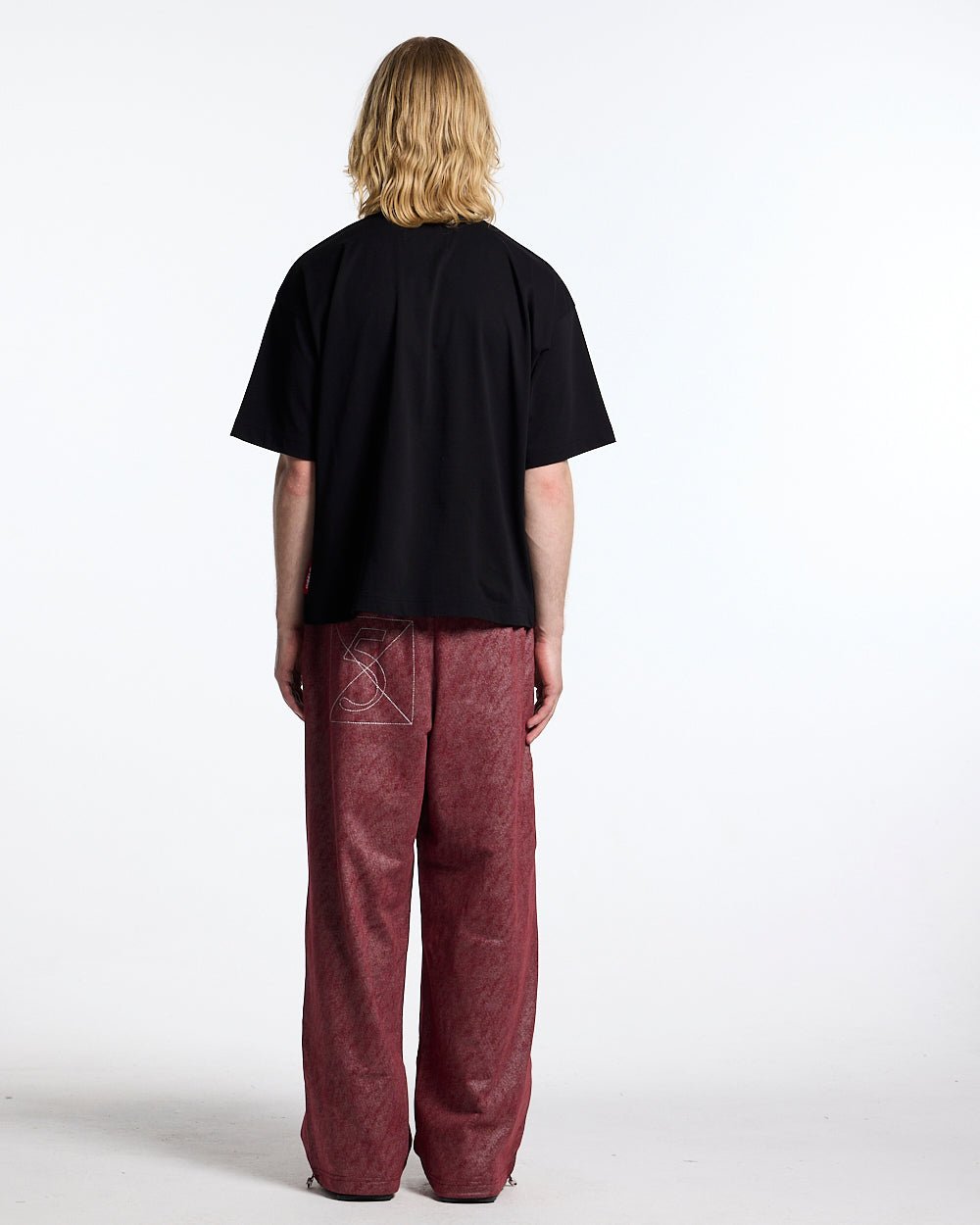 BLING SKULL TEE BLACK - black skull graphic tee, back view on male model - Cold Culture #man
