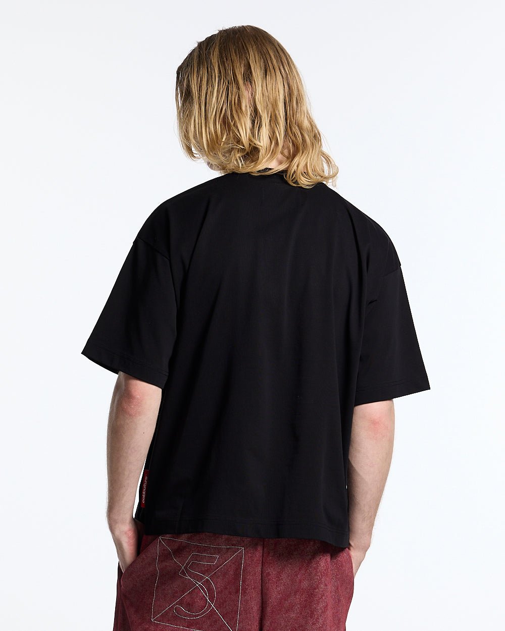 BLING SKULL TEE BLACK - black skull graphic tee, back view on male model - Cold Culture #man