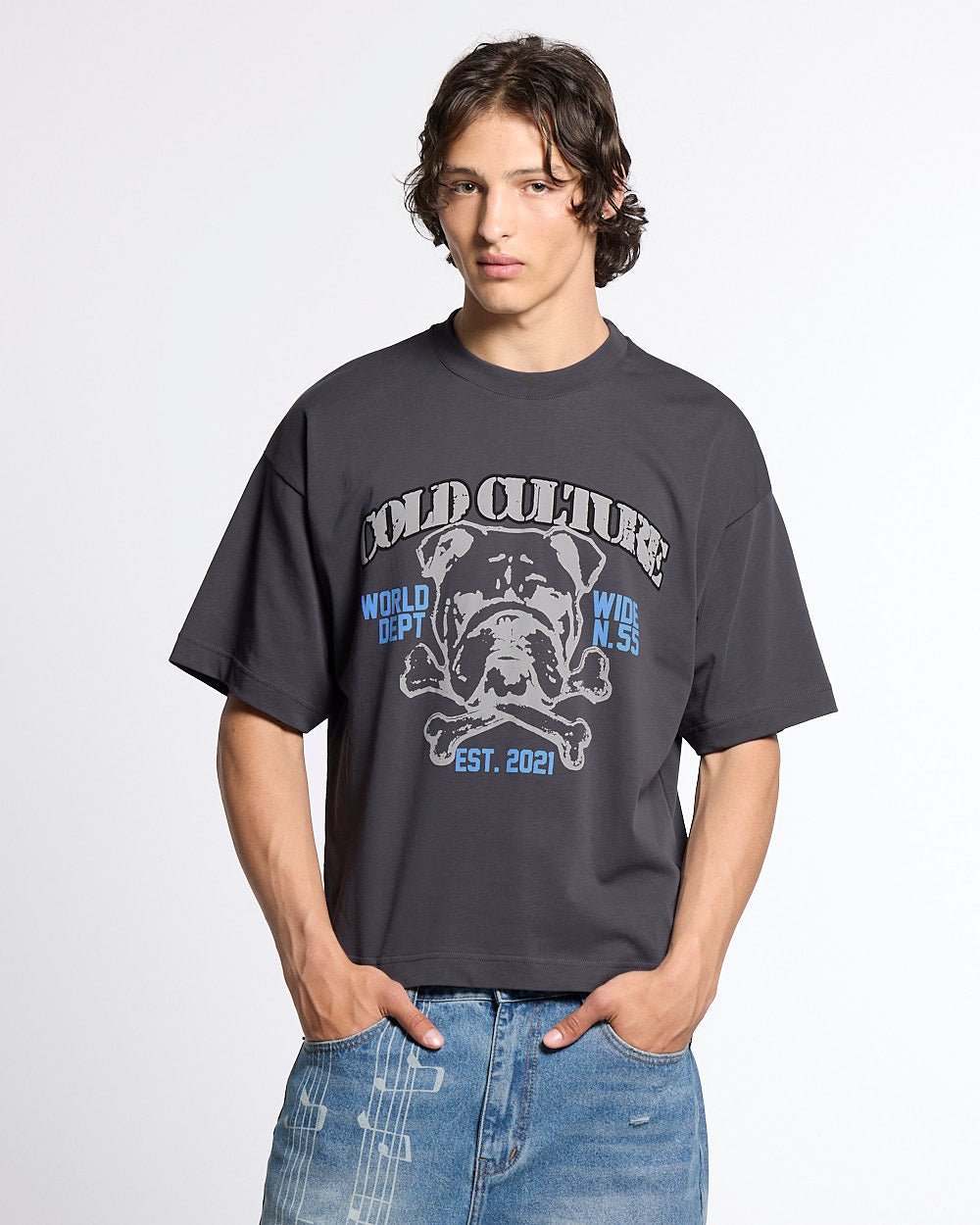 BULLDOG TEE DARK GREY - dark grey bulldog print tee, front view on male model - Cold Culture #man