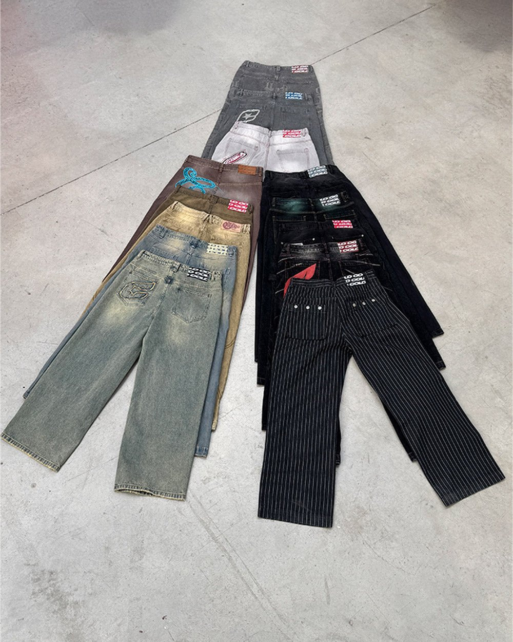 C V2 PANTS DIRTY LIGHT DENIM - light wash baggy denim pants, flat lay with matching pieces - Cold Culture