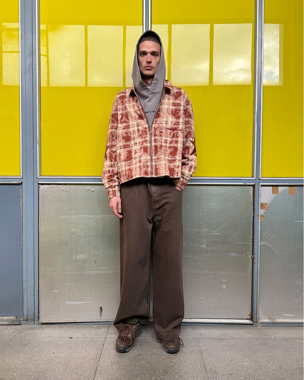 CASINO PANTS BROWN DENIM - brown pinstripe denim pants, street style shot - Cold Culture