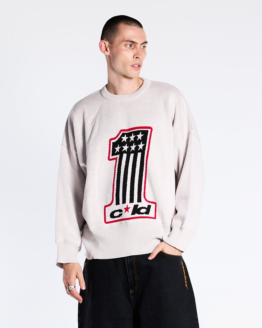 CHAMPIONS CLUB KNIT LIGHT GREY - light grey graphic knit sweater, front view on male model - Cold Culture #man