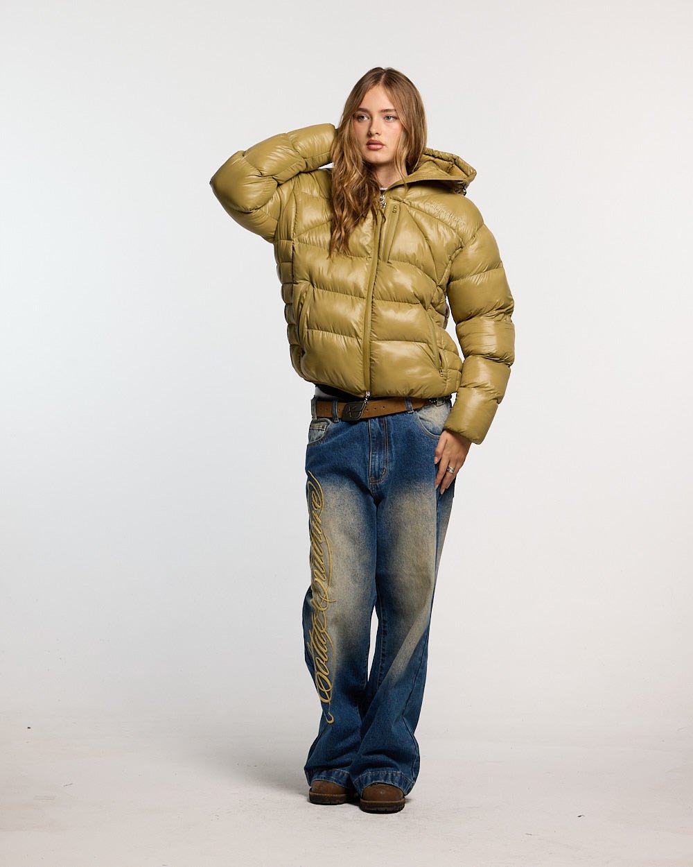 CLOUD ARMOUR PUFFER OLIVE GREEN - olive green hooded puffer jacket, front view on female model - Cold Culture #woman