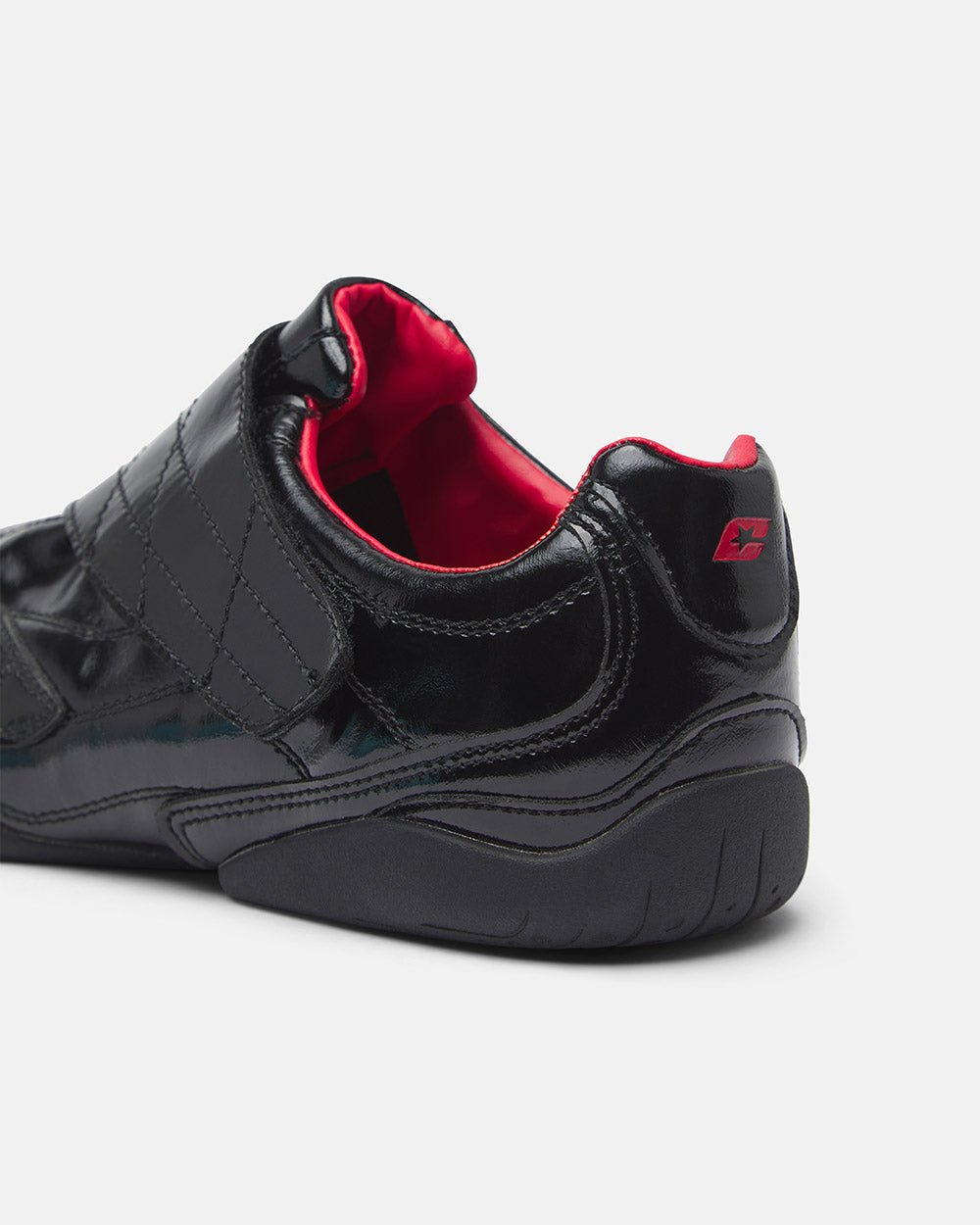 COLD HOOK SNEAKER BLACK - black velcro strap sneakers, detail close-up - Cold Culture