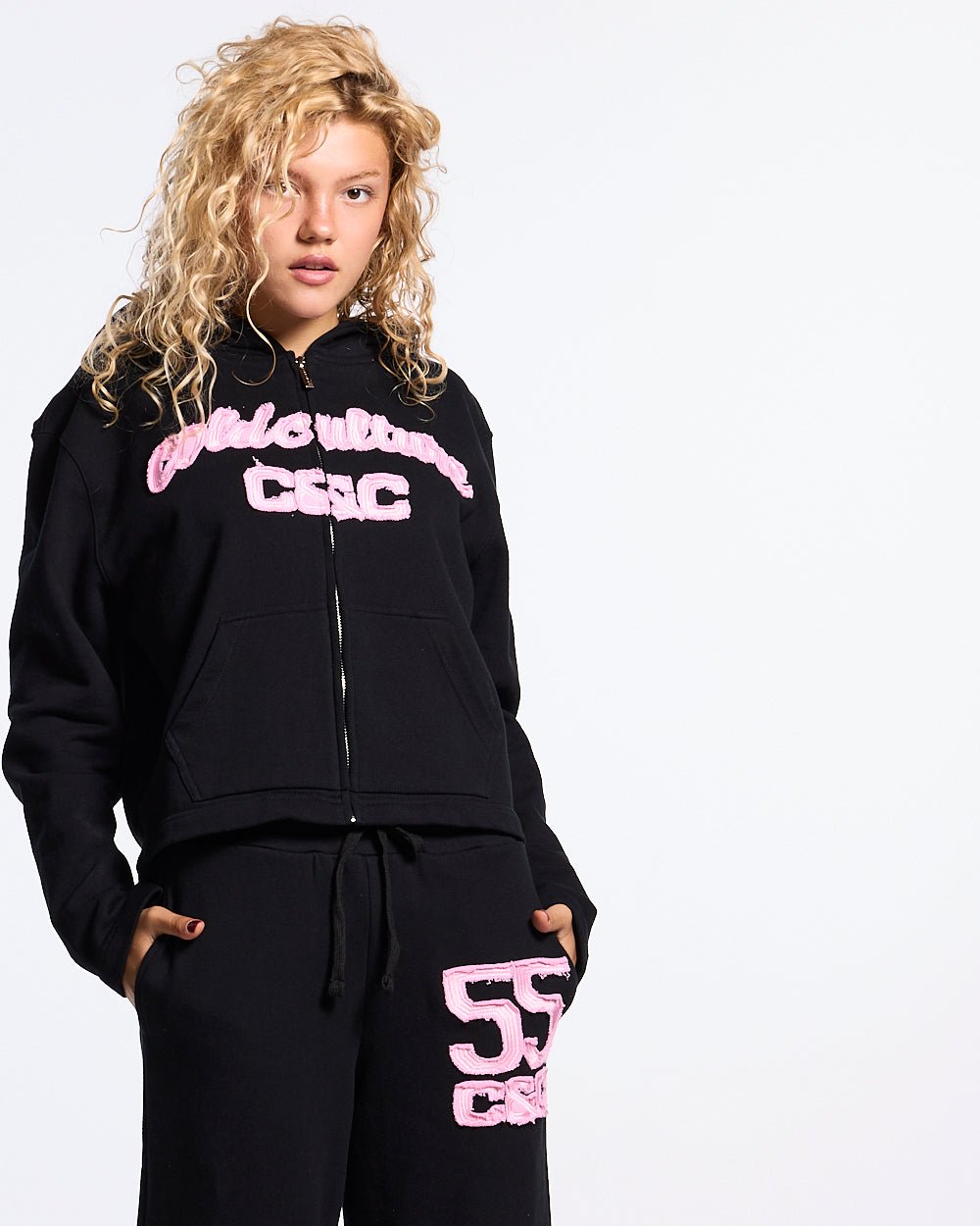 COLLEGE 55 ZIP HOODIE BLACK - Cold Culture #woman