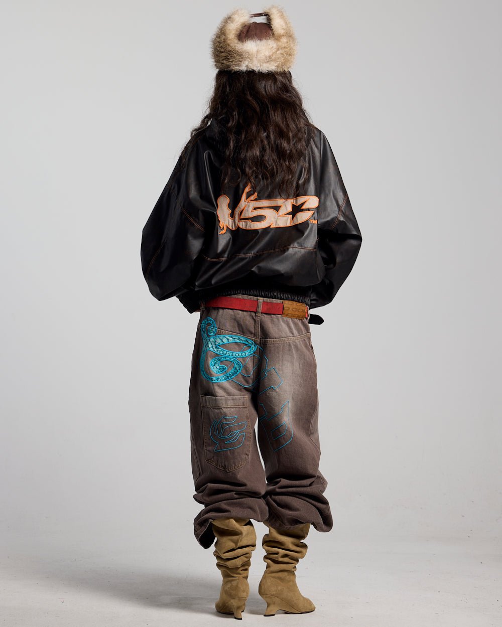 COLLEGE V3 PANTS LIGHT BROWN - light brown washed pants, back view on female model - Cold Culture #woman