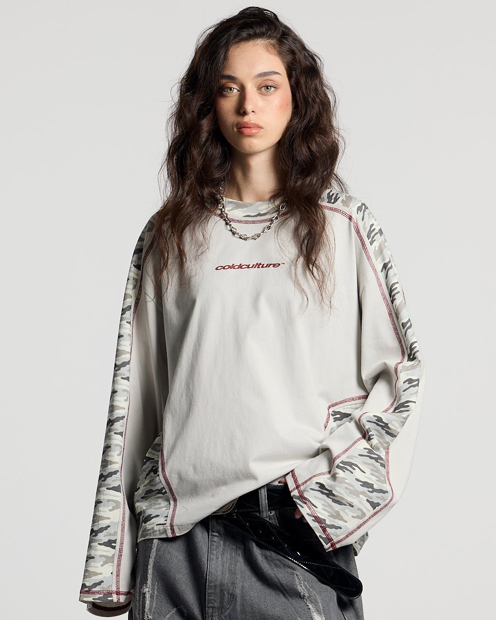 COMBAT LONGSLEEVE GREY - grey camo panel longsleeve tee, front view on female model - Cold Culture #woman