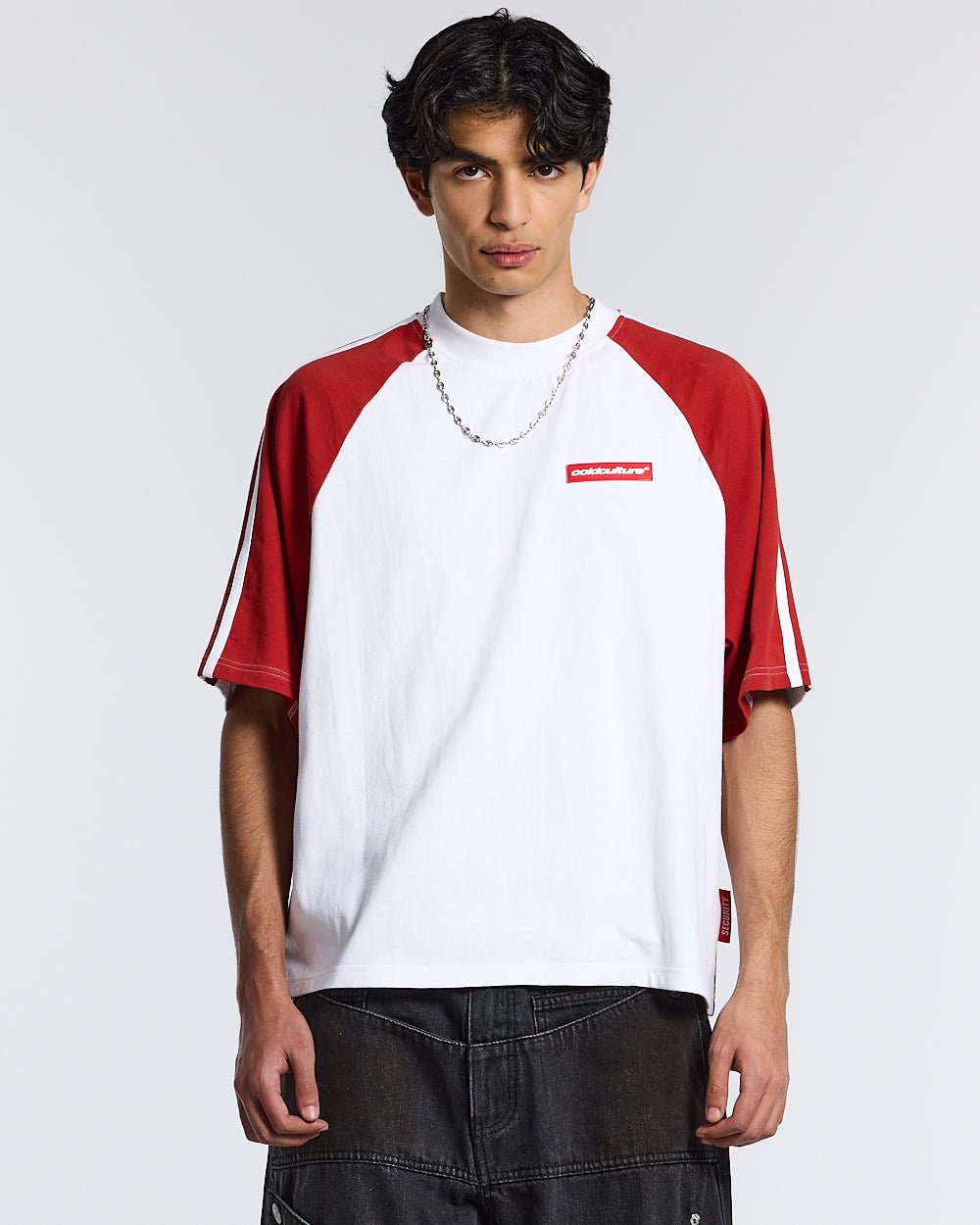 COMBO TEE WHITE/RED - white and red raglan tee, front view on male model - Cold Culture #man