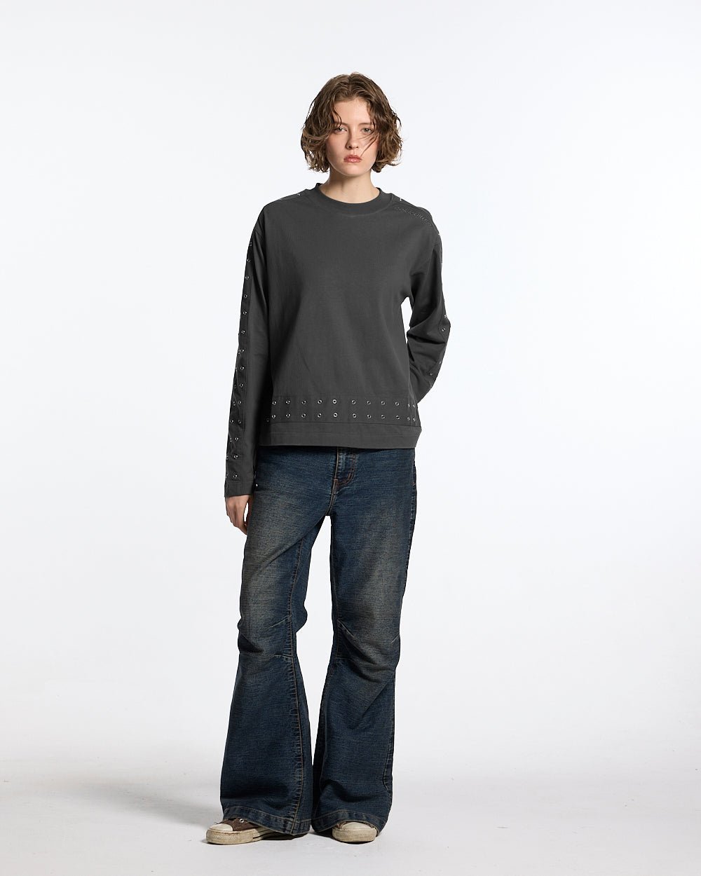 CONCRETE BOOTCUT JEANS BLUE - washed blue bootcut jeans, front view on female model - Cold Culture #woman